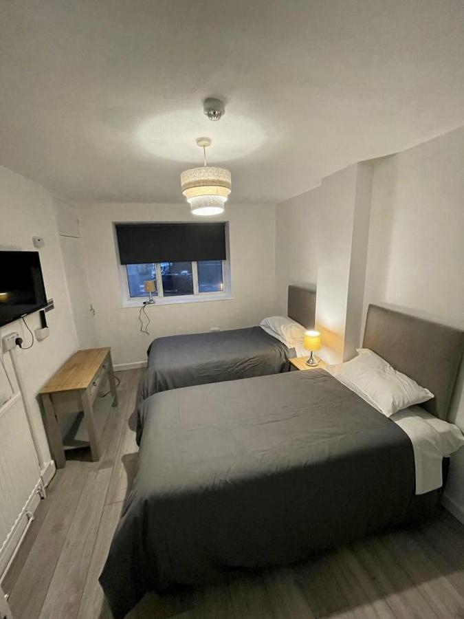 Top Twenty Bed And Breakfast Windsor Exteriör bild